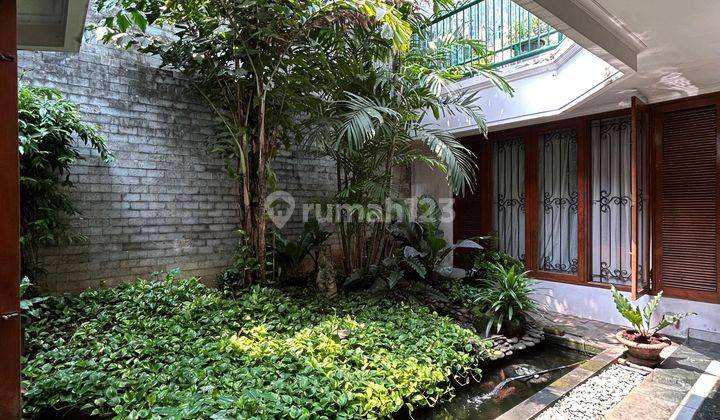 Dijual Rumah Mewah Hadap Selatan Area Premium Tenang Di Hangtuah  2