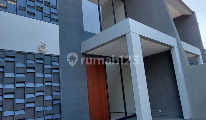 Rumah Qozy New 3+1 Kt Jl Flores Komp Megapolitan Cinere 2