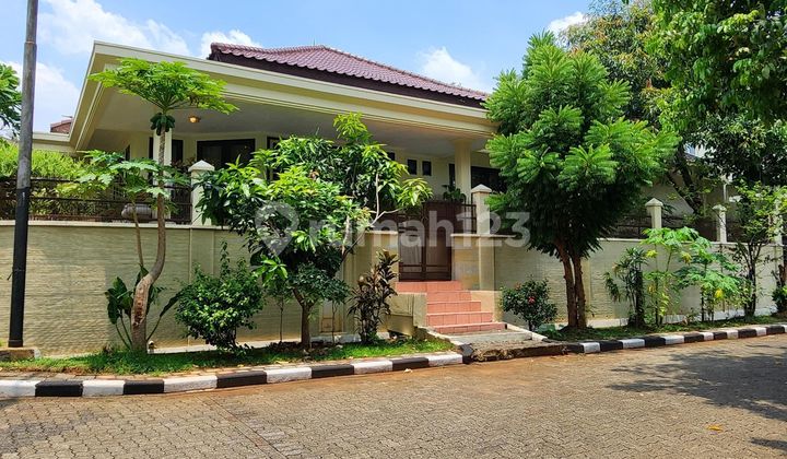 Home Sweet Home 1-Story House on Jupiter Street, Cinere Mas Home Sweet Home 1-Story House on Jupiter Street, Cinere Mas