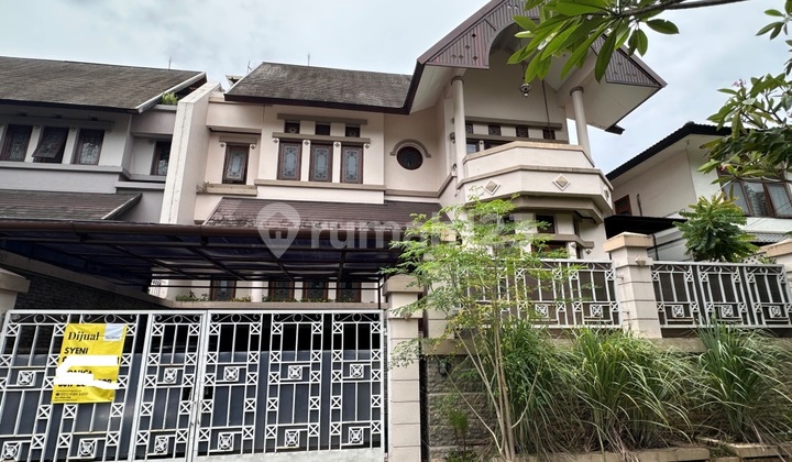 Home Sweet Home 6+1 KT di Jl Jupiter Ry Villa Cinere Mas Home Sweet Home 6+1 KT di Jl Jupiter Ry Villa Cinere Mas