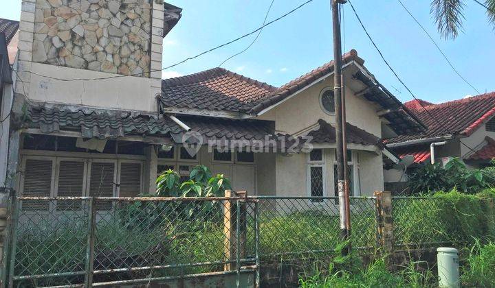 Rumah Tua Hitung Tanah di Komp Villa Delima Lebak Bulus Jakarta 1