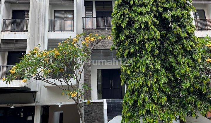 Rumah Qozy New 4+1 Kt di Bonavista Res Lebak Bulus Jakarta 2