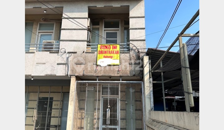 2-Story Shop House by Cinere Main Road 2-Story Shop House by Cinere Main Road