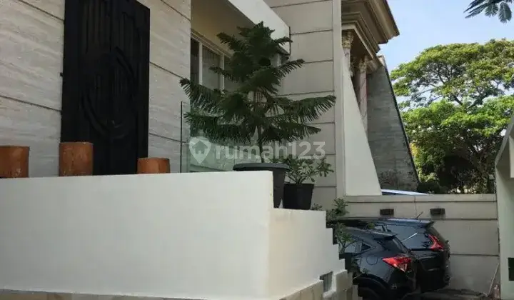 Rumah Minimalis Pakuwon City Surabaya 1