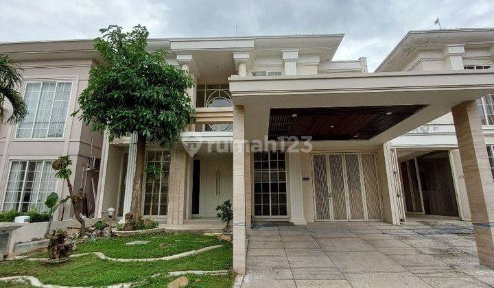 Rumah di Pakuwon Indah Lariz Wood Surabaya Barat 1