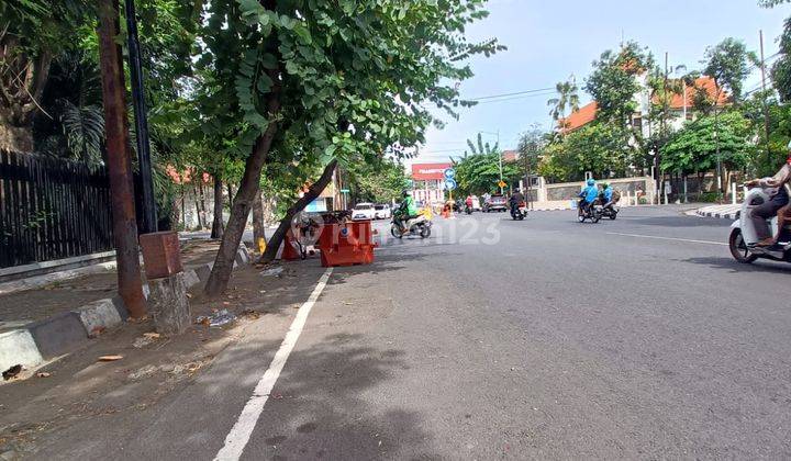 Rumah Klasik Jl. Bengawan Darmo 2