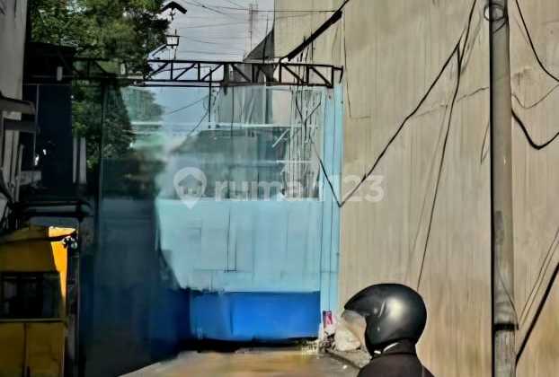 Ready-to-Use Warehouse for Sale on Jl. Letjend Suprapto, Wadung Asri-Sidoarjo Ready-to-Use Warehouse for Sale on Jl. Letjend Suprapto, Wadung Asri-Sidoarjo