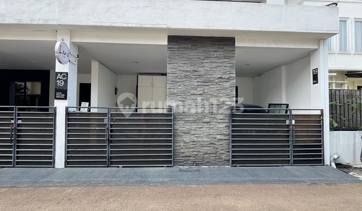 Modern Minimalist House Ready to Occupied in Bintaro Sector 3