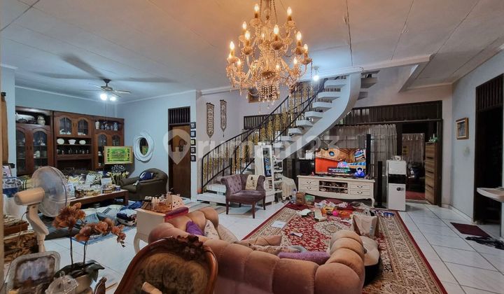 Rumah Bagus 2 Lantai Siap Huni Pejaten Barat Jakarta Selatan 2