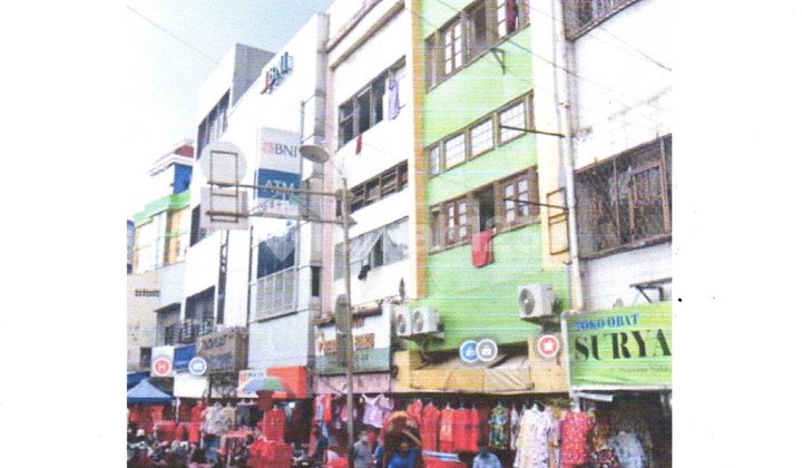 3 Connected Shophouses in Glodok for Quick Sale NJOP PRICE = IDR 25.8 M 2