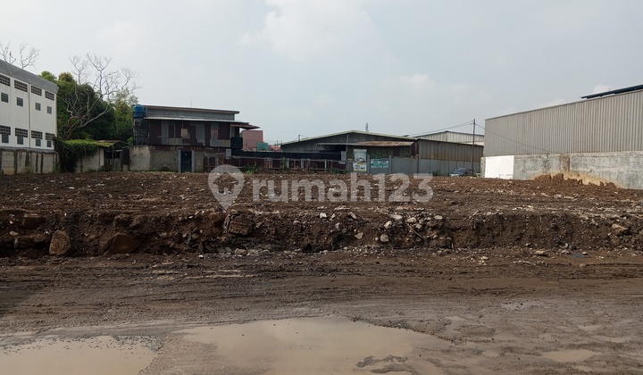 Dijual Tanah Langka Hadap Jalan Raya Luas 1600m2 Dikomplek Pergudangan Kavling Dpr Cipondoh Tangerang
