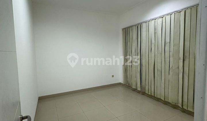 Disewakan Rumah Australia Boulevard Type Eksklusif 9X20m Green Lake City 2