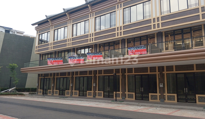 DISEWAKAN RUKAN GREEN LAKE CITY RUKO CBD KOREAN TOWN GANDENG ( 9 ) UNIT ( 2 UNIT, 3 UNIT & 4 UNIT )