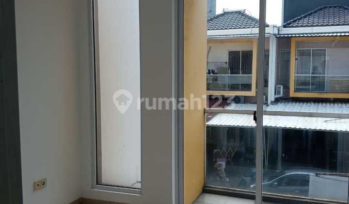 Disewa Rumah Siap Masuk Australia Uk.6x15m, 2Ac, Green Lake City Disewa Rumah Siap Masuk Australia Uk.6x15m, 2Ac, Green Lake City