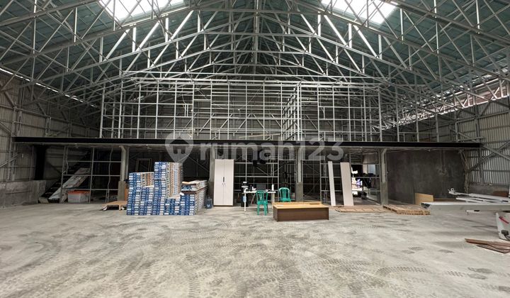 Dijual Gudang Lokasi Strategis Jln. WR Supratman/ kampung Utan Tangerang Selatan Belakang Universitas UIN