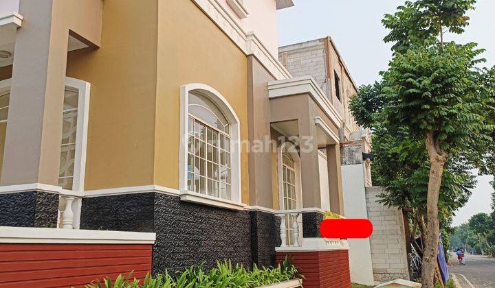 Disewakan Rumah Siap Huni Kosongan 3 Lantai Hoek Boulevard West Europe 2