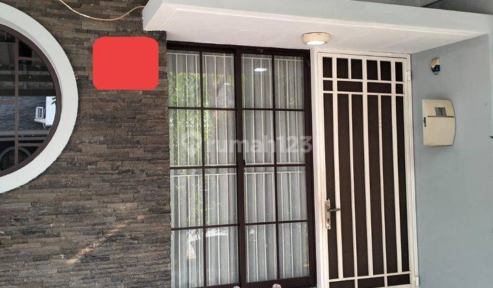 Disewakan Rumah Full Furnished Cluster East Asia Green Lake City 1