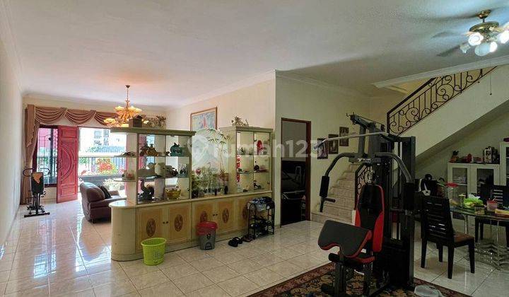 Rumah Darmo Hill Mewah Mediteranian Ada Taman Depan & Belakang 2