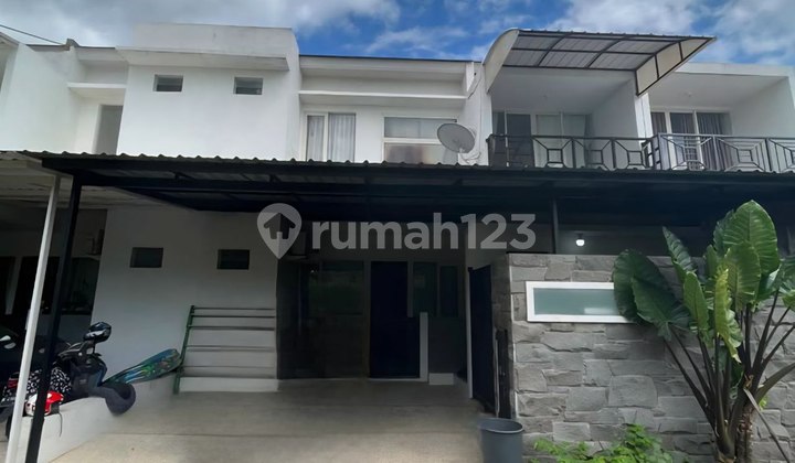 Rumah Decasa Residence Lakarsantri 2 LT Furnished Dekat Citraland Rumah Decasa Residence Lakarsantri 2 LT Furnished Dekat Citraland