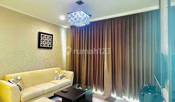 Apartemen Via Ciputra World 3 BR Lantai 32 Fully Furnished 1