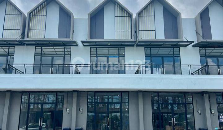 Sewa Ruko di Main Boulevard Grand Eastern 2 Lantai Parkiran Luas Sewa Ruko di Main Boulevard Grand Eastern 2 Lantai Parkiran Luas