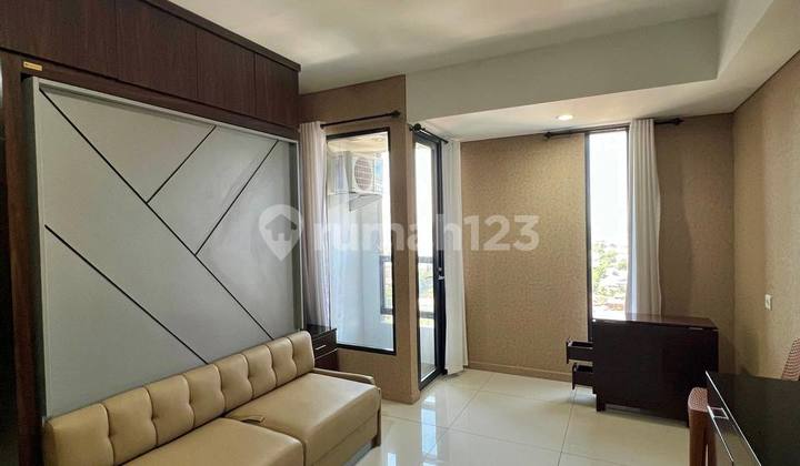 Apartemen Belleview 1 BR Lantai 21 Furnished View Pool & City