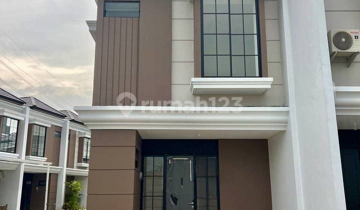 Rumah Baru Regency One Eastpoint Posisi Hoek Dekat Pakuwon City 2