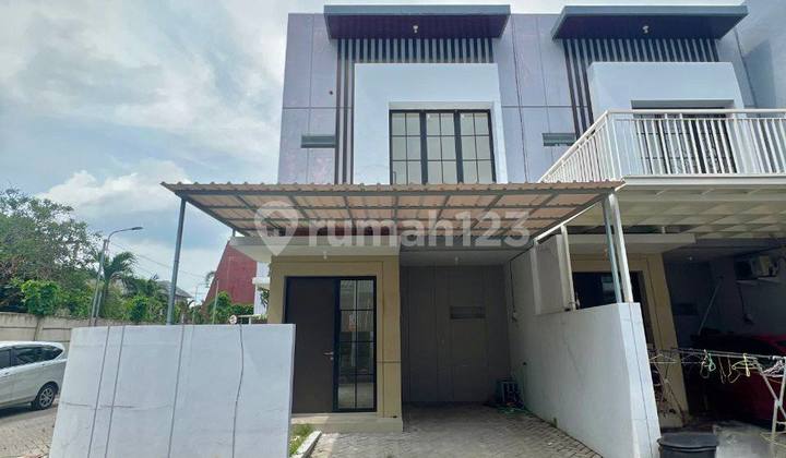 Sewa Rumah Baru Regency One Babatan Pantai 2 Lantai Hadap Selatan Sewa Rumah Baru Regency One Babatan Pantai 2 Lantai Hadap Selatan