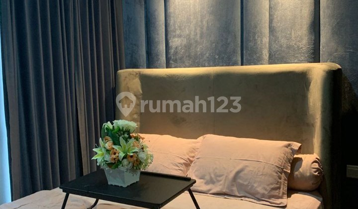 Apartment for Rent Amor Studio Type 28th Floor Semi Furnished + Balcony