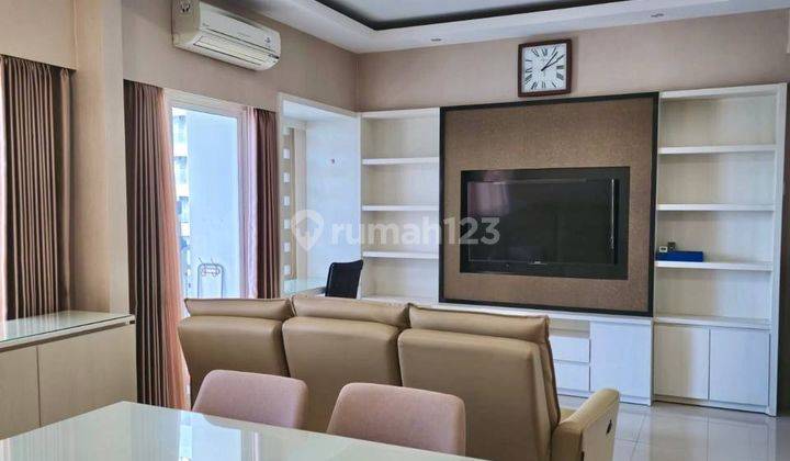 Apartemen Tanglin 1 BR 2 Unit Jadi 1 Lantai 32 Full Furnished 1