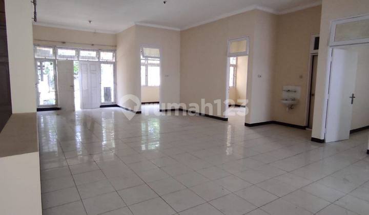 House in Rungkut Mapan Selatan, 1 Story, South Facing, Has Garage 2