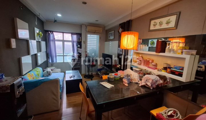 Apartemen Metropolis 2 BR Tower C Lantai 9 Full Furnish View Pool