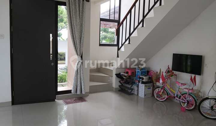 Dijual Murah Rumah Hoek di Green Ara Residence, Harapan Indah 2 Bekasi Harga 1.7 M Nego