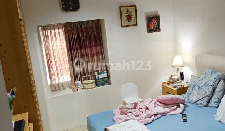 Beautiful Move-in Ready House for Sale - Semi Furnished Kelapa Molek