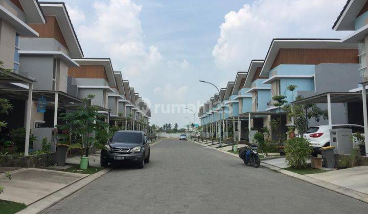 Rumah Cantik Termurah 2 Lantai Lebar 7x12 Carport 2 Mobil di Cluster Lavesh Harapan Indah 2