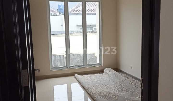 Rumah di Komplek Town House Cipinang Cempedak Kamar 4 Jakarta Timur  6