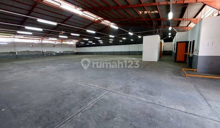 Gudang Siap Pakai di Tanjung Priuk Jakut  9