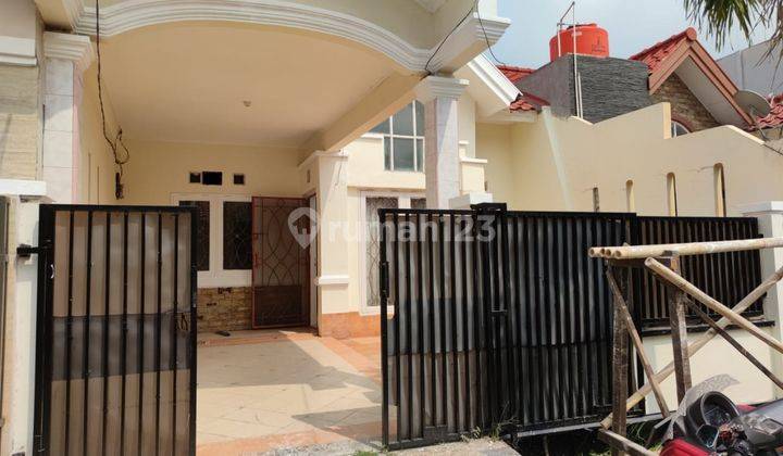 Rumah Cantik 1.5 Lantai di Cluster Taman Sari Harapan Indah Dekat Pasar Modern 1