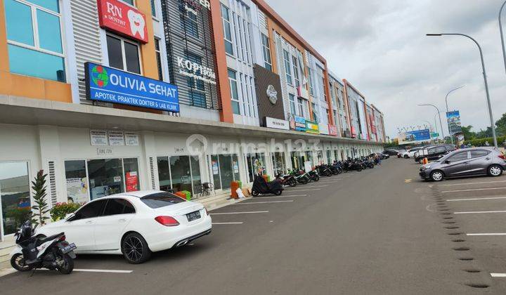 Ruko 3 Lantai di Sumarecon Bekasi 1