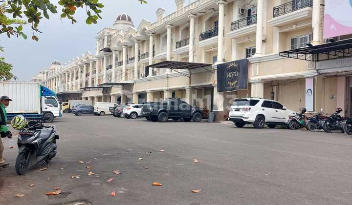 Ruko Sentra Niaga Lebar 5x18 Bangunan Full di Harapan Indah 1