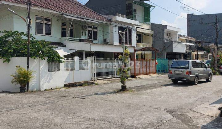 Di Jual Rumah 2 Lantai Bangunan Baru Dan Bagus Dalam. Komplek di Kelapa Gading Jakarta Utara 1