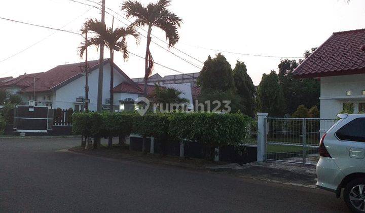 Dijual Rumah Hoek di Cluster Taman Sari, Harapan Indah Bekasi 2