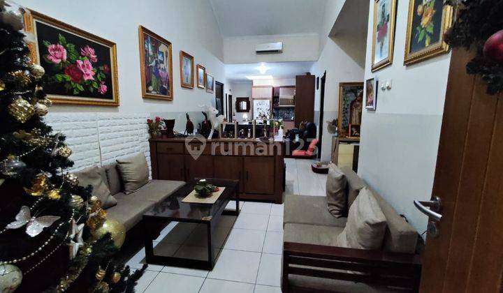 Dijual Rumah Hoek Semi Furnish Cluster Aralia, Harapan Indah 2,bekasi 2