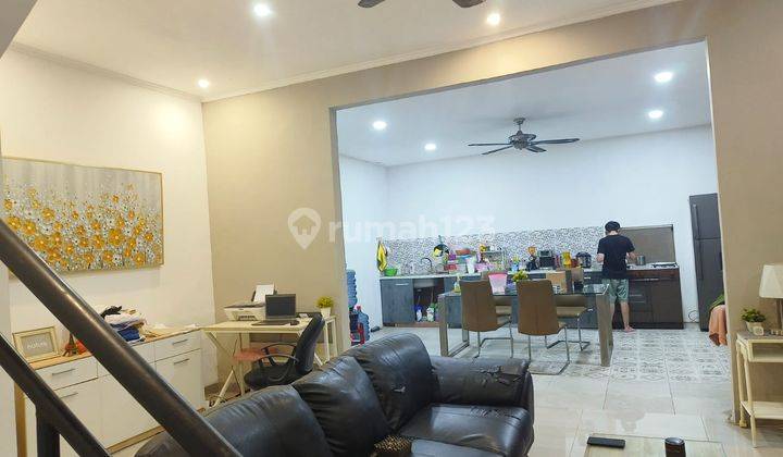  Rumah Dalam Cluster di Taman Harapan Baru thb Bekasi Barat 1