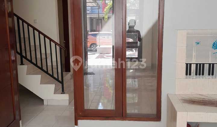 For Rent 2-Story House in Cluster Harmoni - Harapan Indah Bekasi Comfortable House Within a Cluster with a Safe Environment and Strategic Access in the Harapan Indah Area.