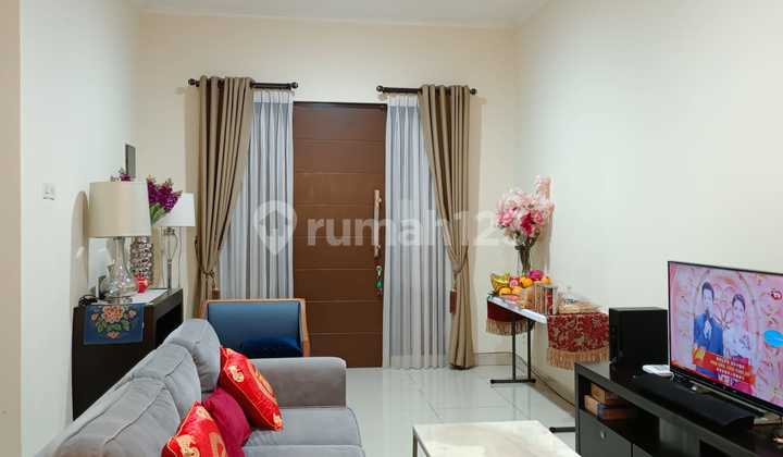 Di Sewakan Rumah 2 Lantai Full Furnished di Arana Harapan Indah 2