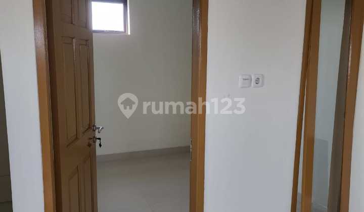 Dijual Rumah 2,5 Lantai di Taman Harapan Baru - Bekasi 1