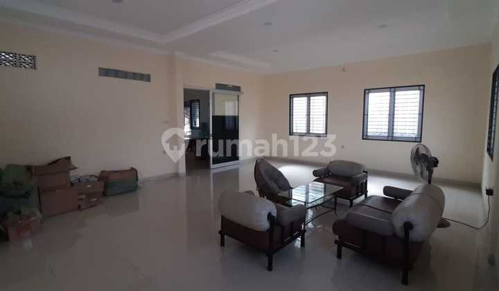 For Rent & For Sale Nice Warehouse with a luxurious & clean office, 3-door employee mess, and 2 units of Hoist Crane in Tarumajaya, Bekasi. For Rent & For Sale Nice Warehouse with a luxurious & clean office, 3-door employee mess, and 2 units of Hoist Crane in Tarumajaya, Bekasi.