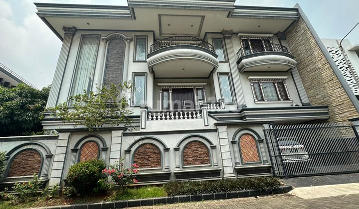 Dijual rumah bangunan klasik di sunter jakarta utara