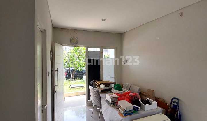 Rumah 2 lantai depan taman di Cluster vasana harapan indah bekasi barat Rumah 2 lantai depan taman di Cluster vasana harapan indah bekasi barat